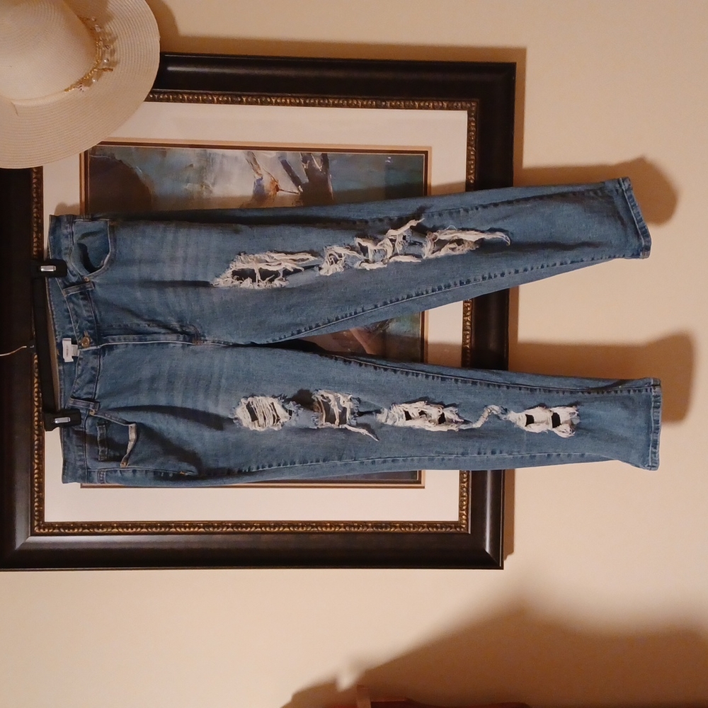 Ripped jeans